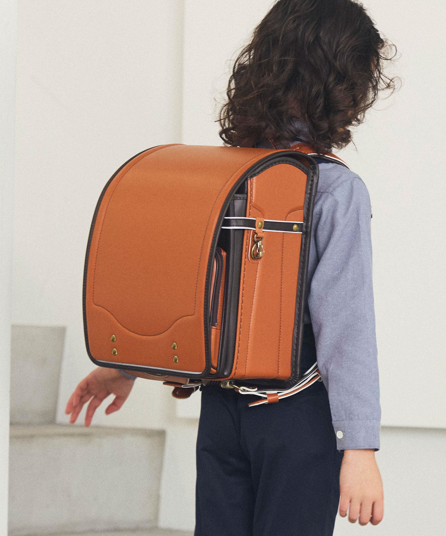 クラシック＜人工皮革＞