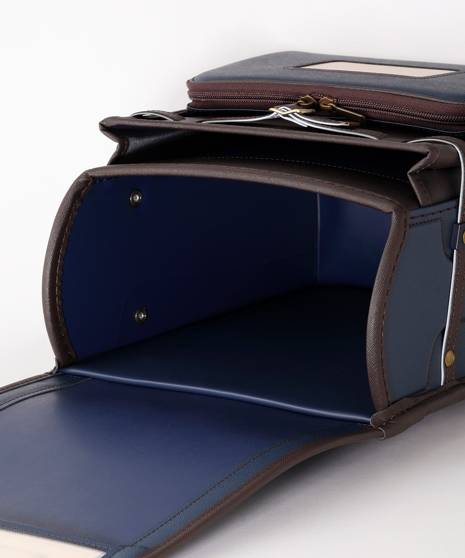 クラシック＜人工皮革プレミアム＞